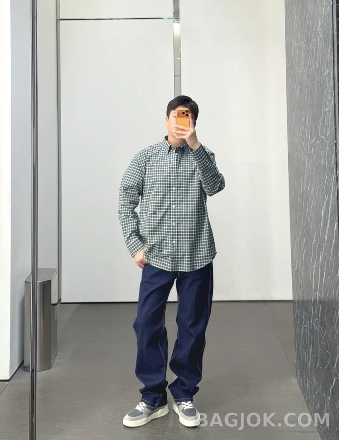 셀린느 셀린느 트리옹프 자수 체크 셔츠 상세 이미지
