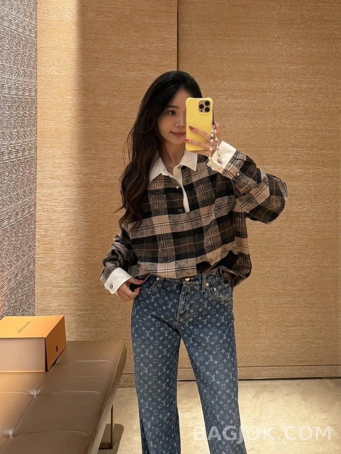 루이비통 루이비통 배색 카라 체크 긴팔 티셔츠 상세 이미지