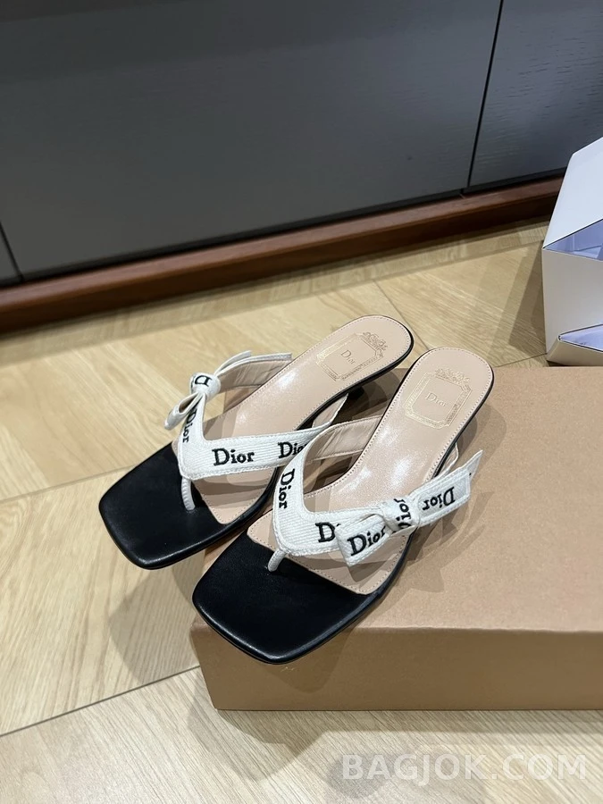 디올 디올 J'A 텍스트 스트랩 샌들 상세 이미지
