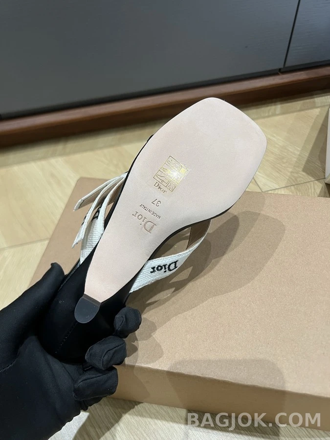 디올 디올 J'A 텍스트 스트랩 샌들 상세 이미지