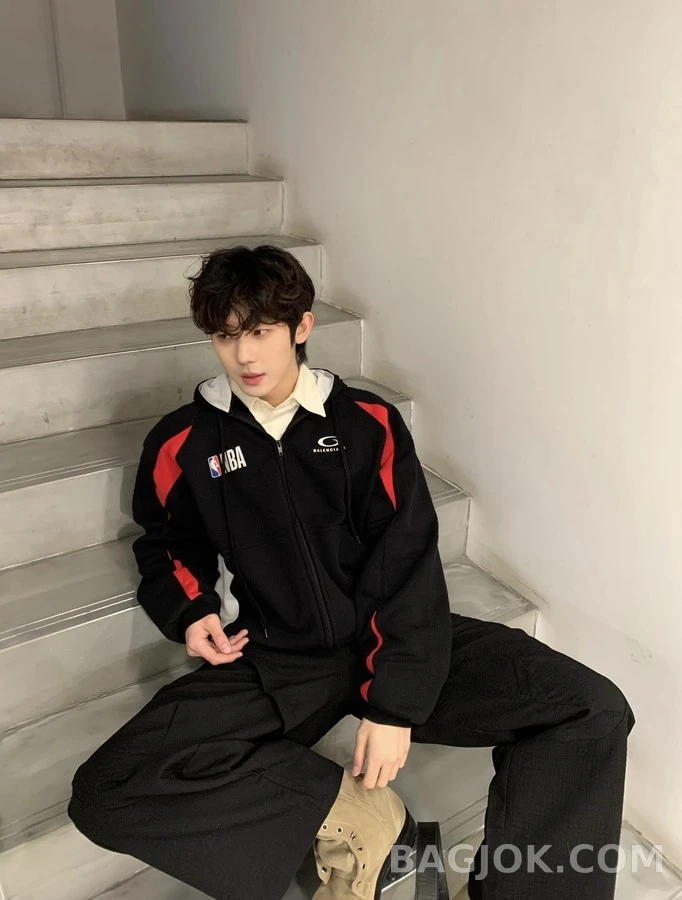 발렌시아가 발렌시아가 NBA 배색 후드 집업 상세 이미지