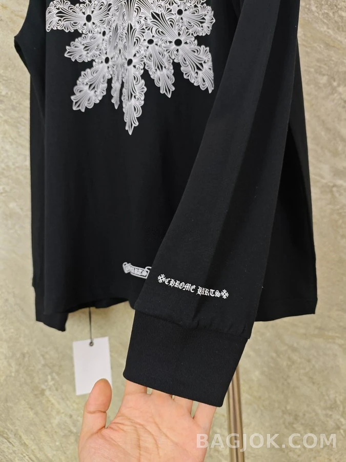 크롬하츠 크롬하츠 눈꽃 십자 긴팔 티셔츠 상세 이미지