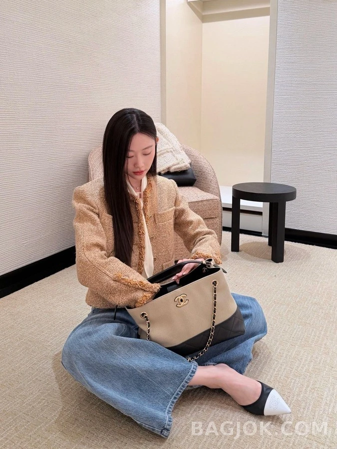 샤넬 샤넬 투톤 로고 슬링백 힐 상세 이미지