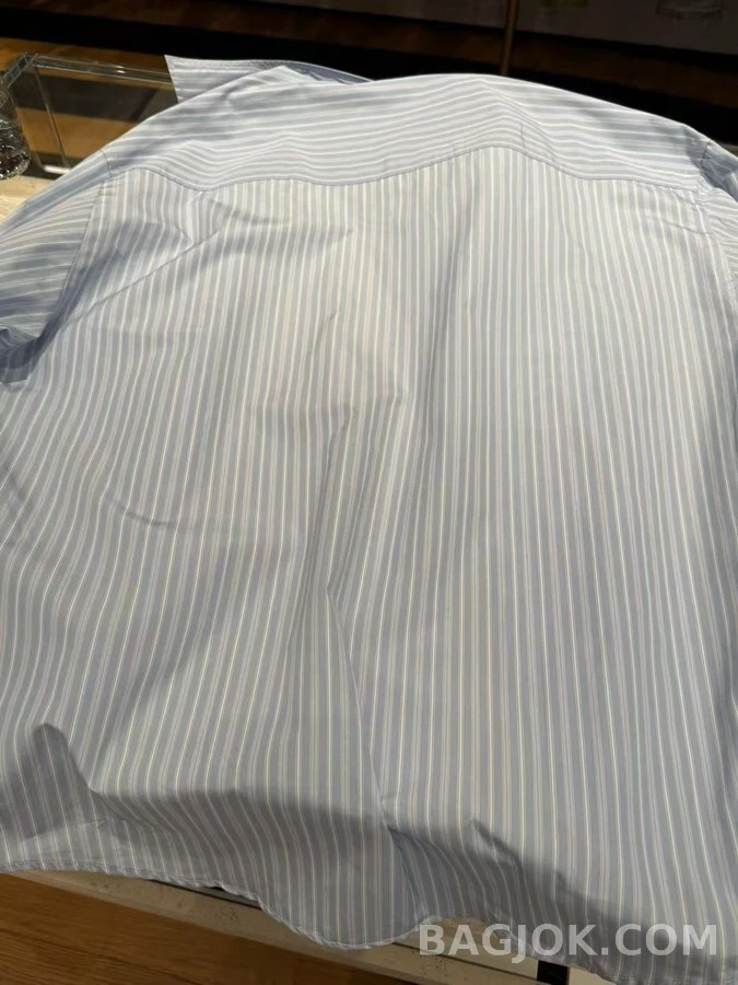 아미 아미 자수 스트라이프 셔츠 상세 이미지