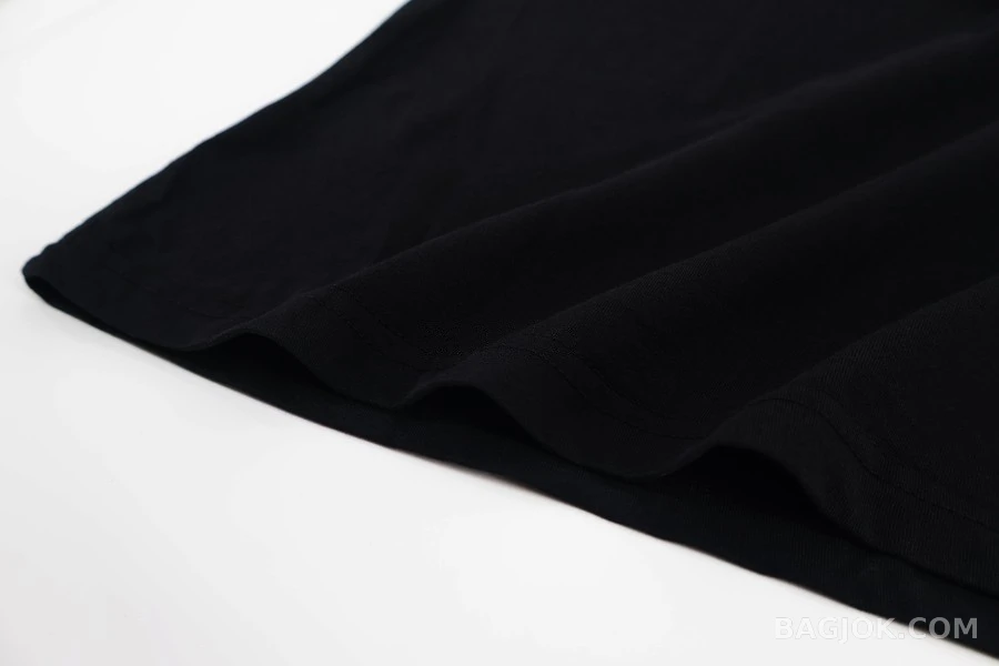 크롬하츠 크롬하츠 포켓 크로스 긴팔 티셔츠 상세 이미지