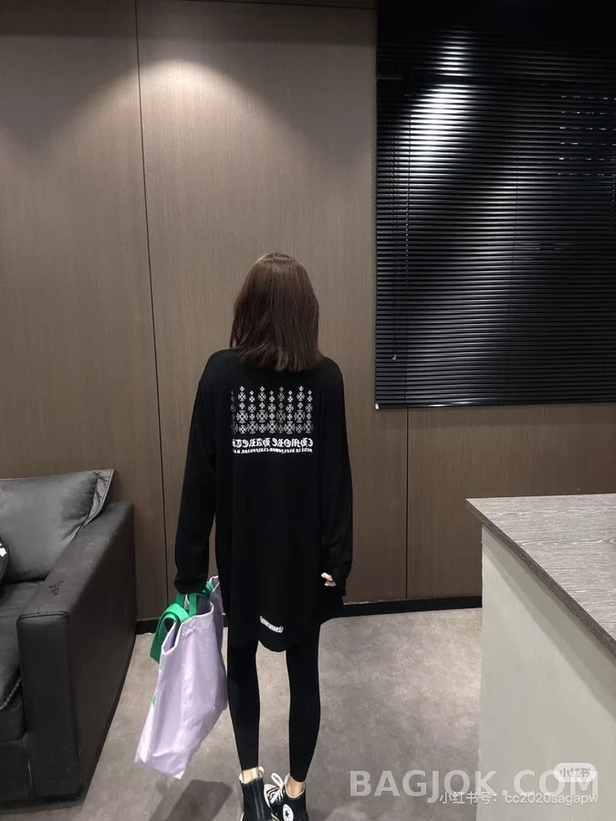 크롬하츠 크롬하츠 크로스 로고 긴팔 티셔츠 상세 이미지