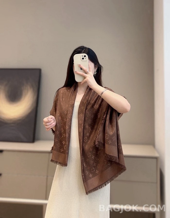 루이비통 루이비통 모노그램 숄 상세 이미지