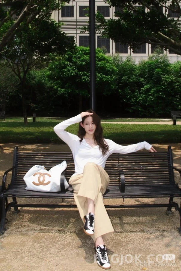 샤넬 샤넬 앤 로고 스니커즈 상세 이미지