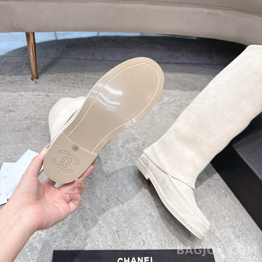 샤넬 샤넬 더블 C 스웨이드 롱 부츠 상세 이미지