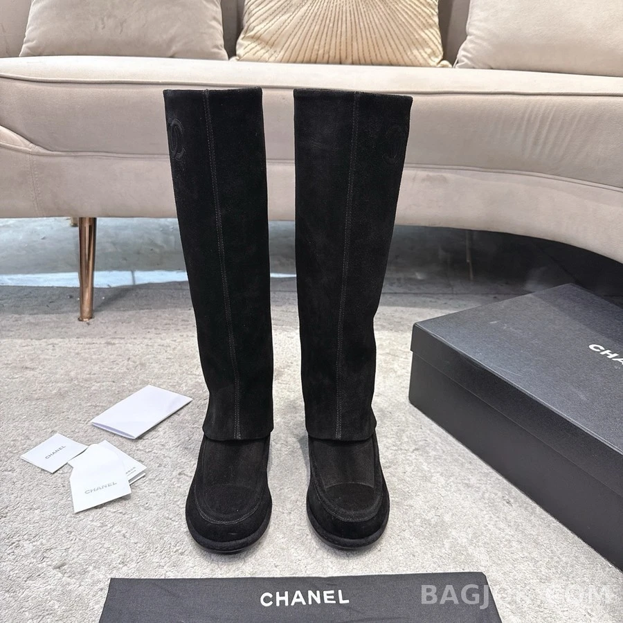샤넬 샤넬 더블 C 스웨이드 롱 부츠 상세 이미지