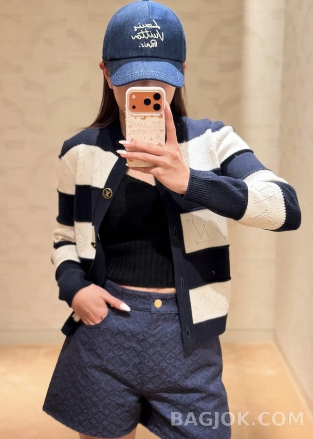 루이비통 루이비통 모노그램 스트라이프 긴팔 티셔츠 상세 이미지