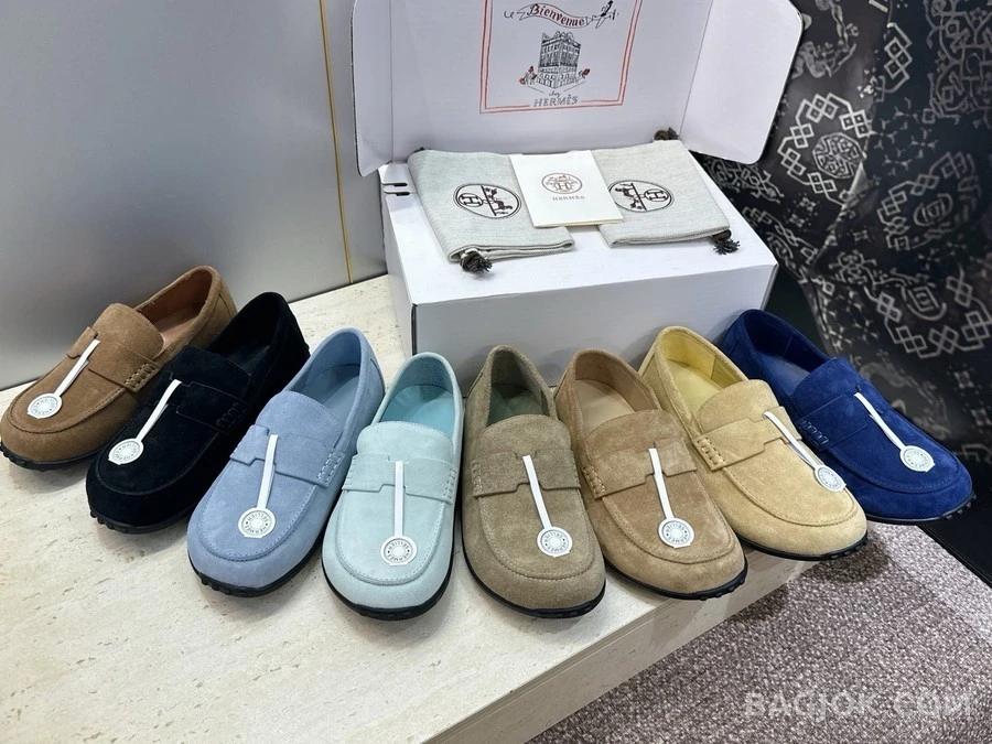 에르메스 에르메스 스웨이드 드라이빙 로퍼 상세 이미지