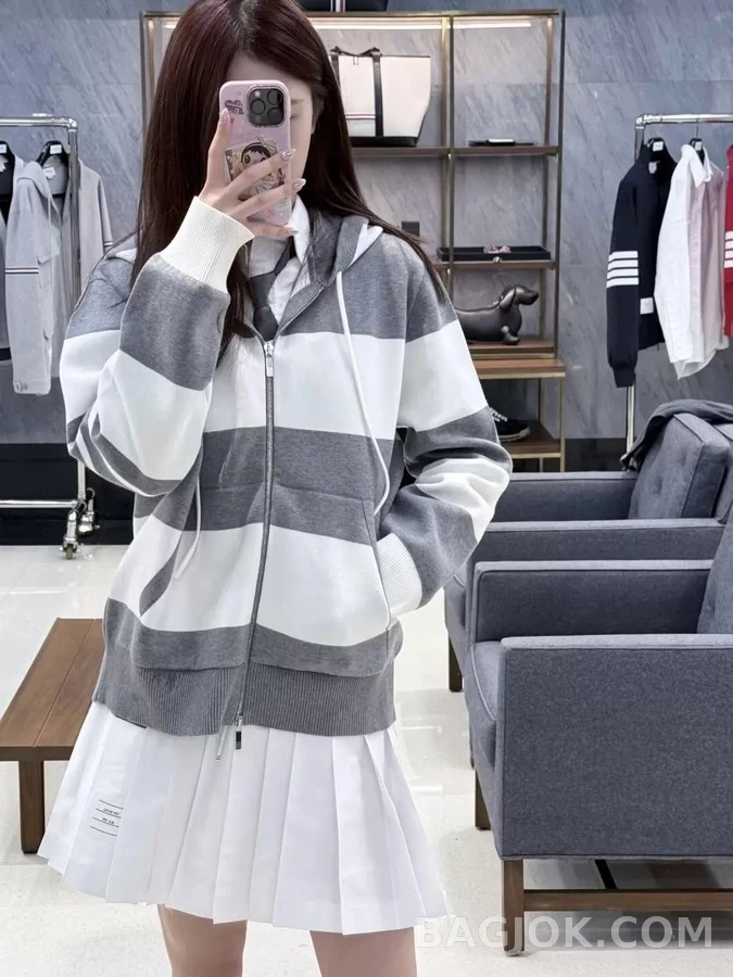 톰브라운 톰브라운 스트라이프 니트 후드 집업 상세 이미지