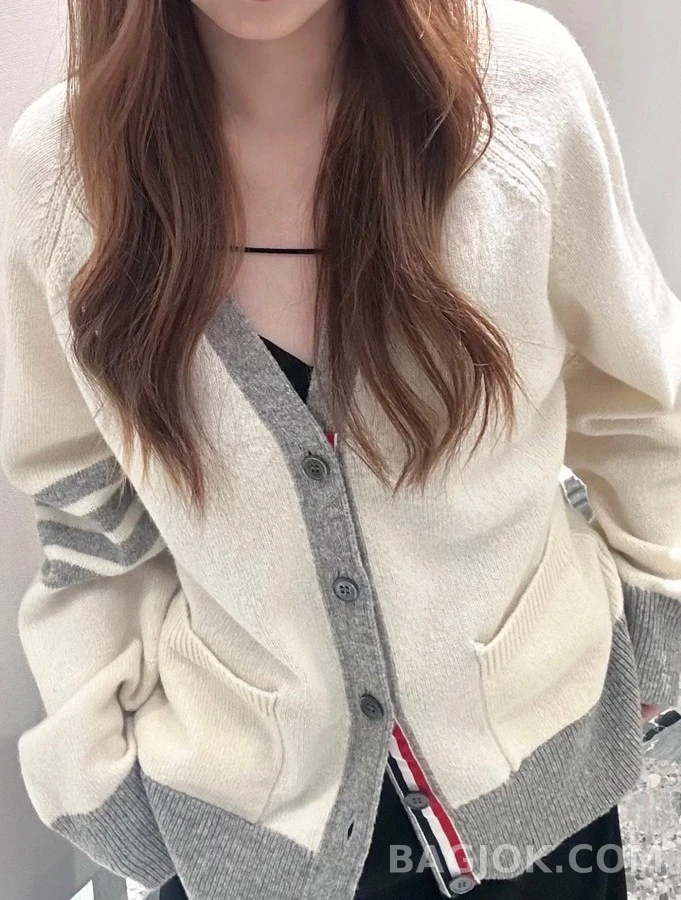 톰브라운 톰브라운 스트라이프 니트 가디건 상세 이미지