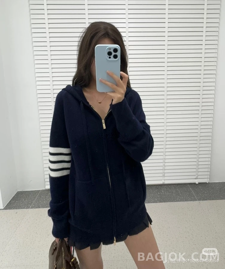 톰브라운 톰브라운 스트라이프 니트 후드 집업 상세 이미지