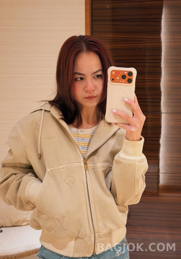 루이비통 루이비통 모노그램 자수 후드 집업 상세 이미지