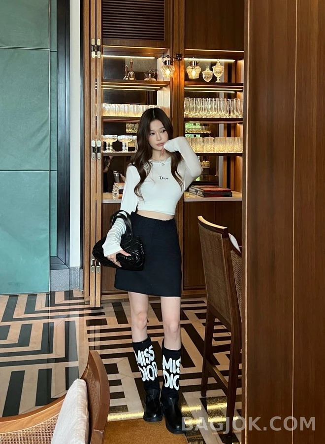 디올 디올 레터링 긴팔 티셔츠 상세 이미지