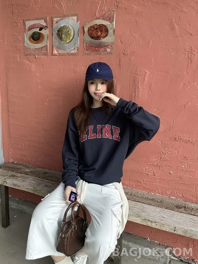 셀린느 셀린느 아치 레터링 맨투맨 상세 이미지