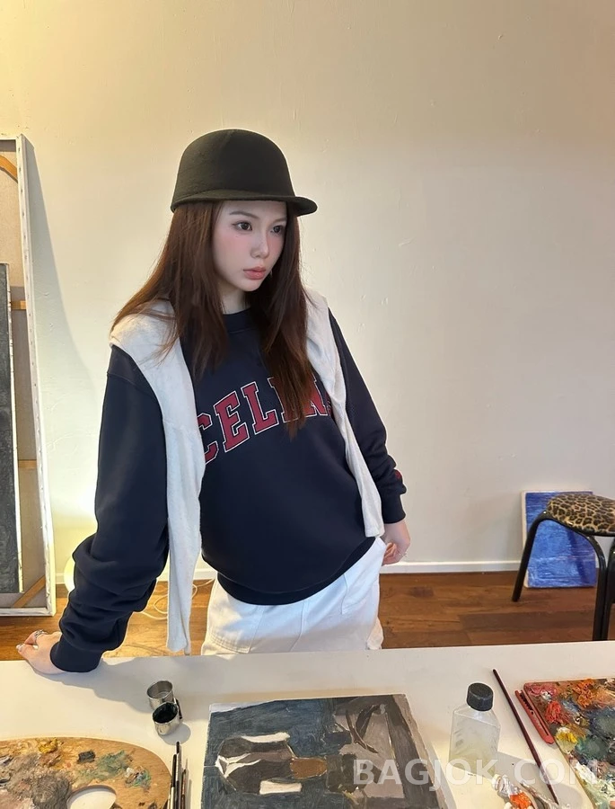 셀린느 셀린느 아치 레터링 맨투맨 상세 이미지