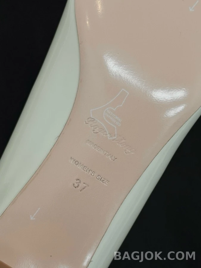 로저 비비에 로저비비에 사각 버클 키튼힐 펌프스 상세 이미지