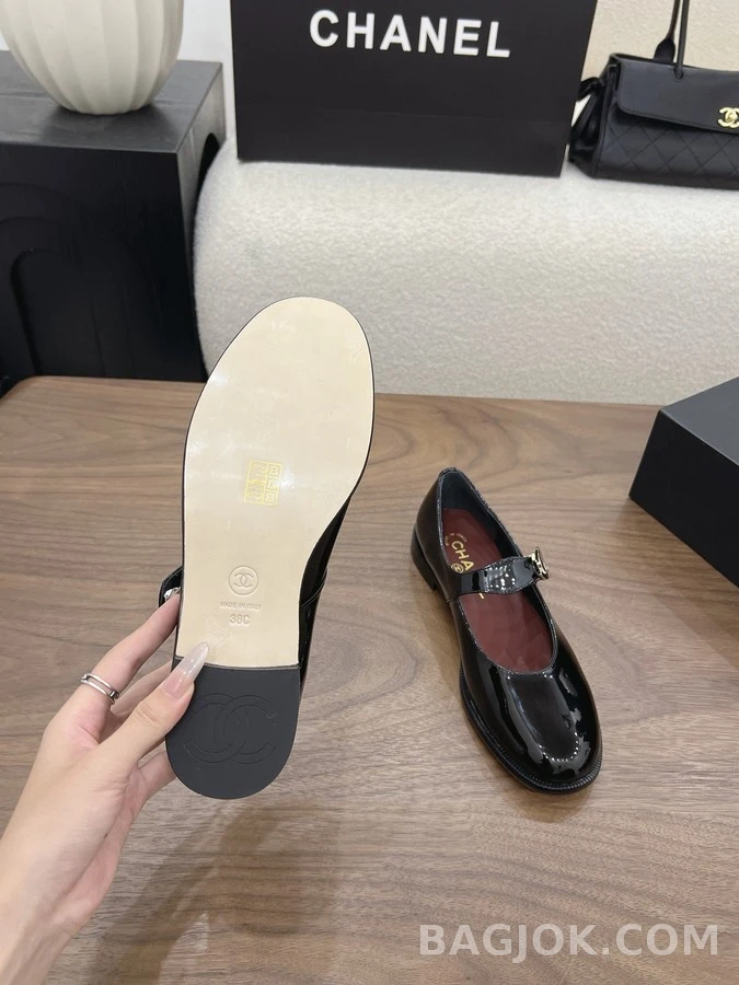 샤넬 샤넬 페이턴트 메리제인 플랫 상세 이미지