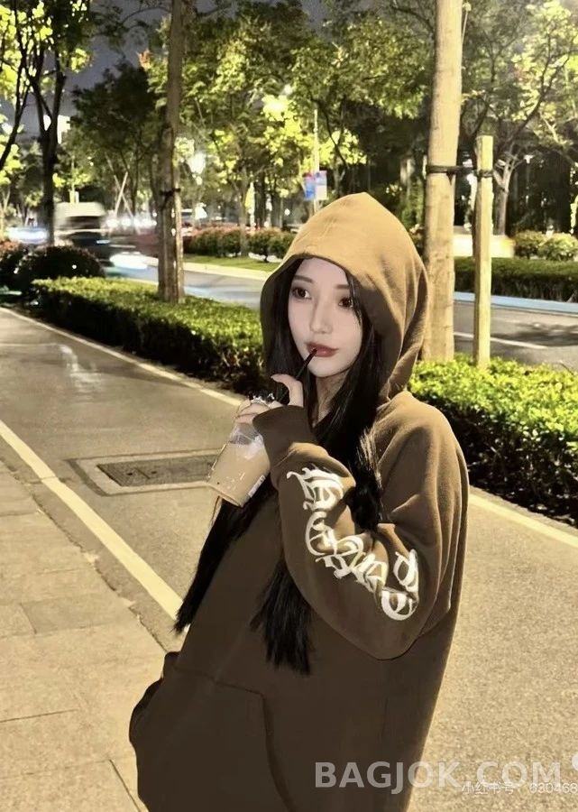 크롬하츠 크롬하츠 고딕 레터링 후드티 상세 이미지