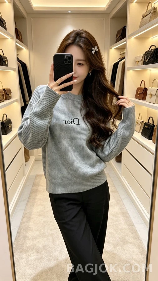 디올 디올 레터링 라운드넥 니트 상세 이미지