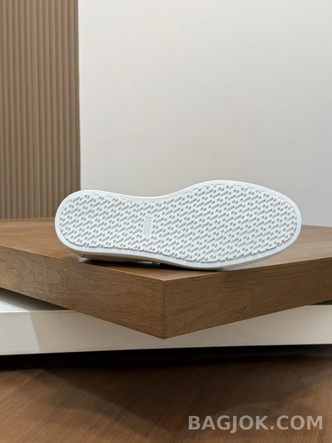 에르메스 에르메스 스웨이드 페니 로퍼 스니커즈 상세 이미지