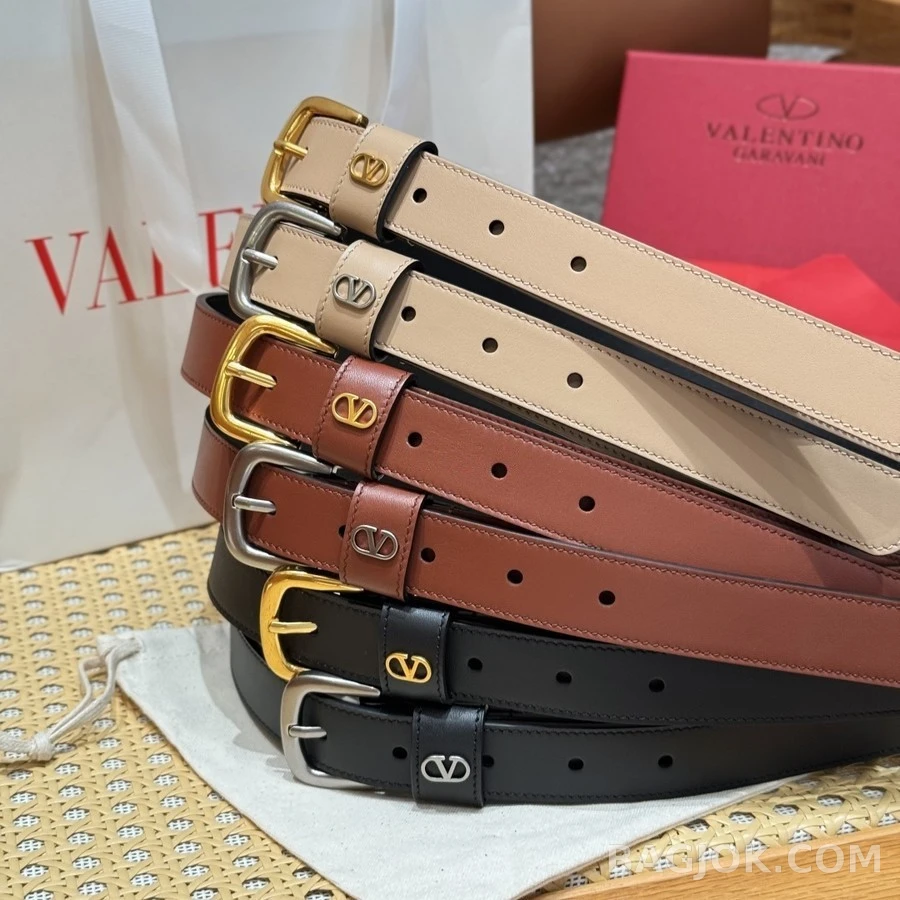 발렌티노 발렌티노 V로고 시그니처 가죽 벨트 상세 이미지