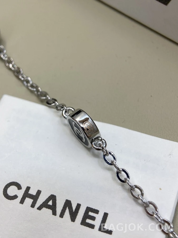 샤넬 샤넬 크리스탈 더블 C 스웨터 체인 상세 이미지