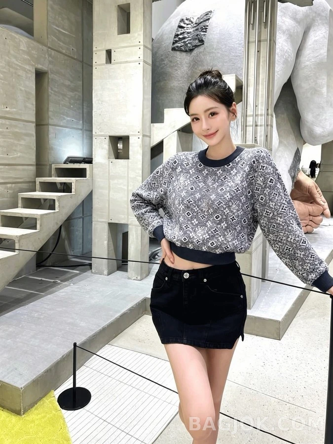 루이비통 루이비통 모노그램 자카드 긴팔 티셔츠 상세 이미지