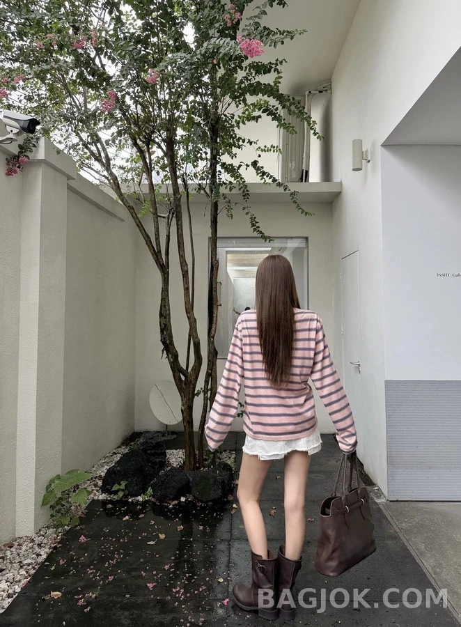 프라다 프라다 로고 스트라이프 긴팔 티셔츠 상세 이미지
