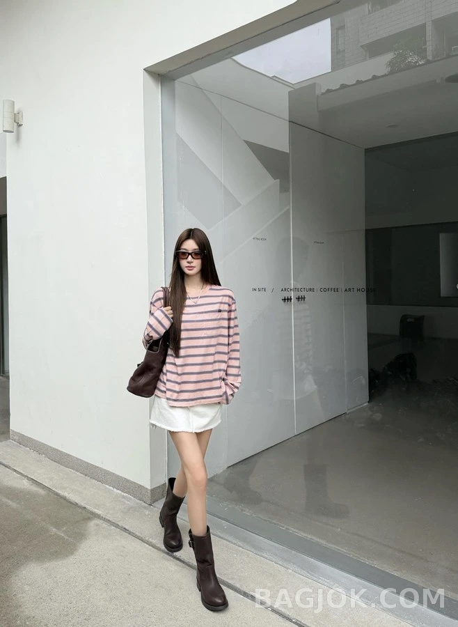 프라다 프라다 로고 스트라이프 긴팔 티셔츠 상세 이미지