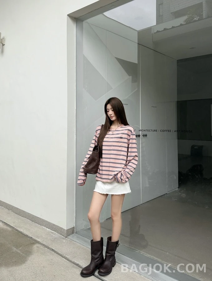 프라다 프라다 로고 스트라이프 긴팔 티셔츠 상세 이미지