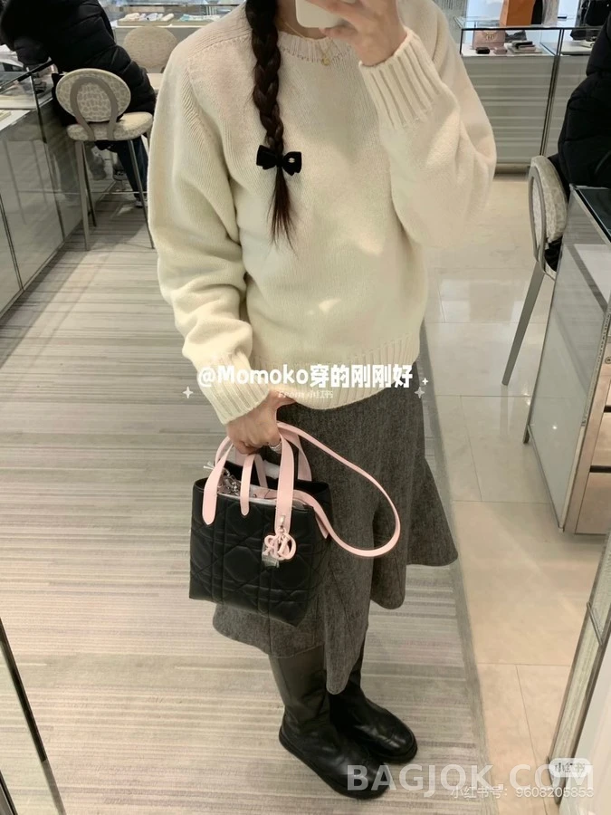 샤넬 샤넬 로고 긴팔 티셔츠 상세 이미지