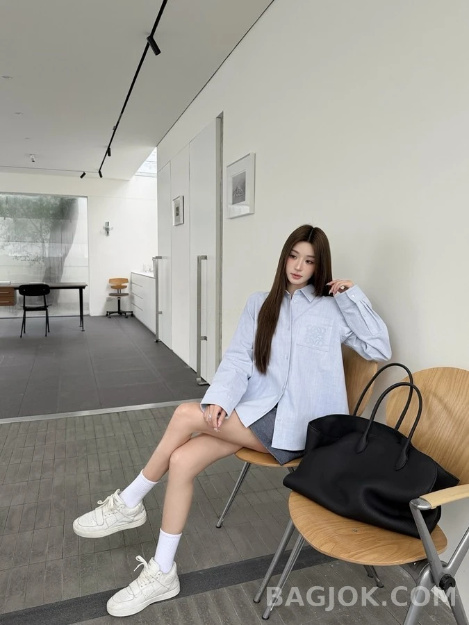 로에베 로에베 아나그램 자수 셔츠 상세 이미지