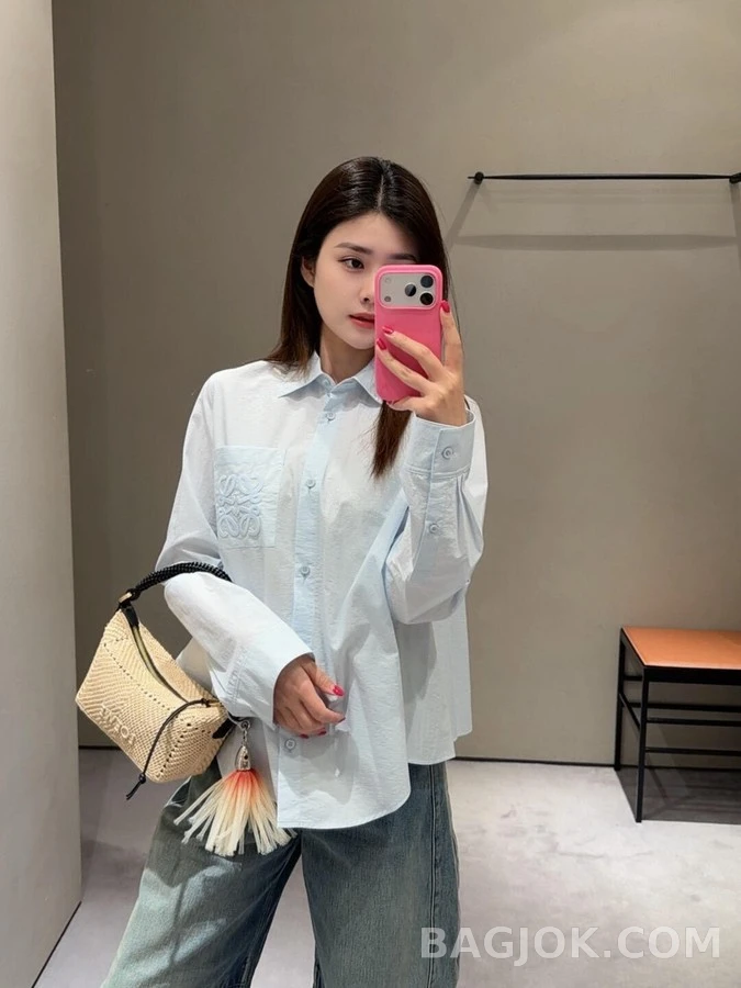 로에베 로에베 아나그램 자수 셔츠 상세 이미지