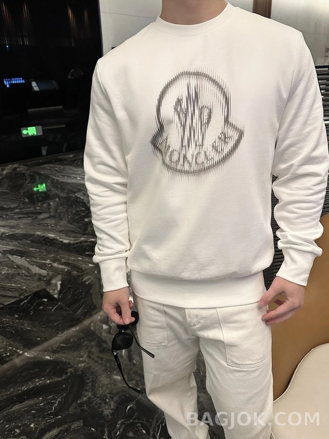 몽클레어 몽클레어 중첩 로고 맨투맨 상세 이미지