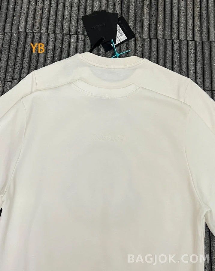 몽클레어 몽클레어 중첩 로고 맨투맨 상세 이미지