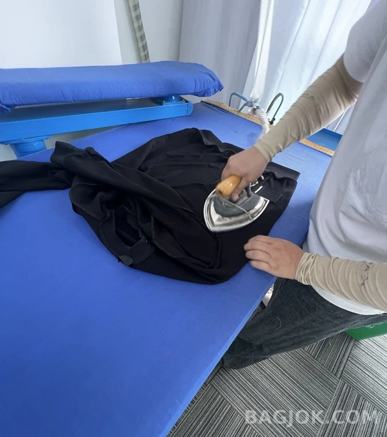 몽클레어 몽클레어 중첩 로고 맨투맨 상세 이미지