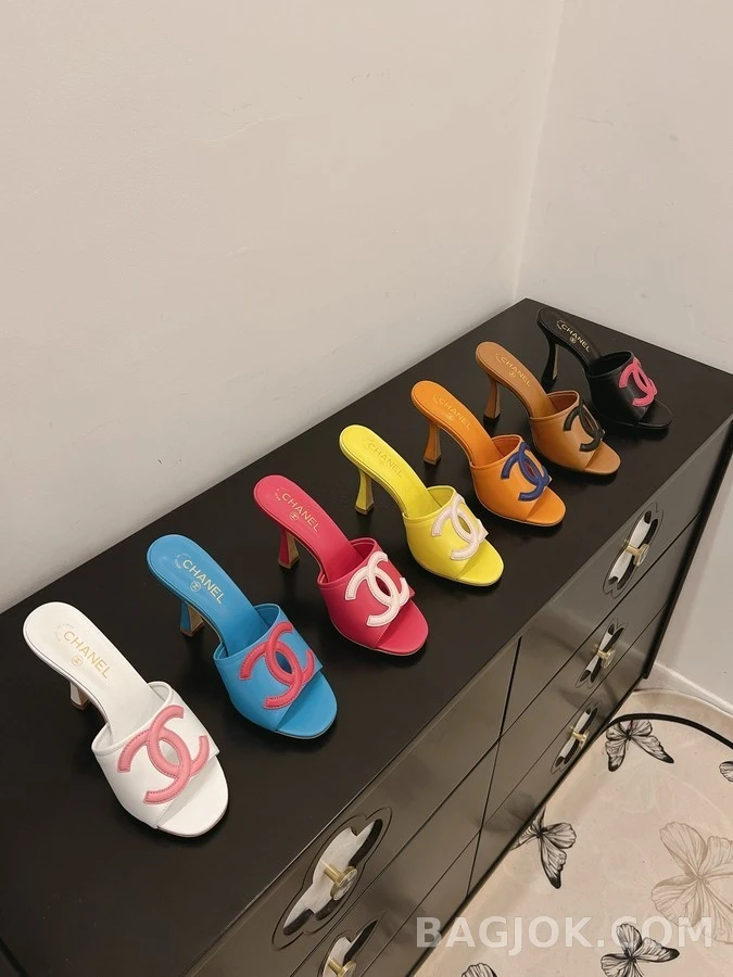 샤넬 샤넬 로고 뮬 상세 이미지