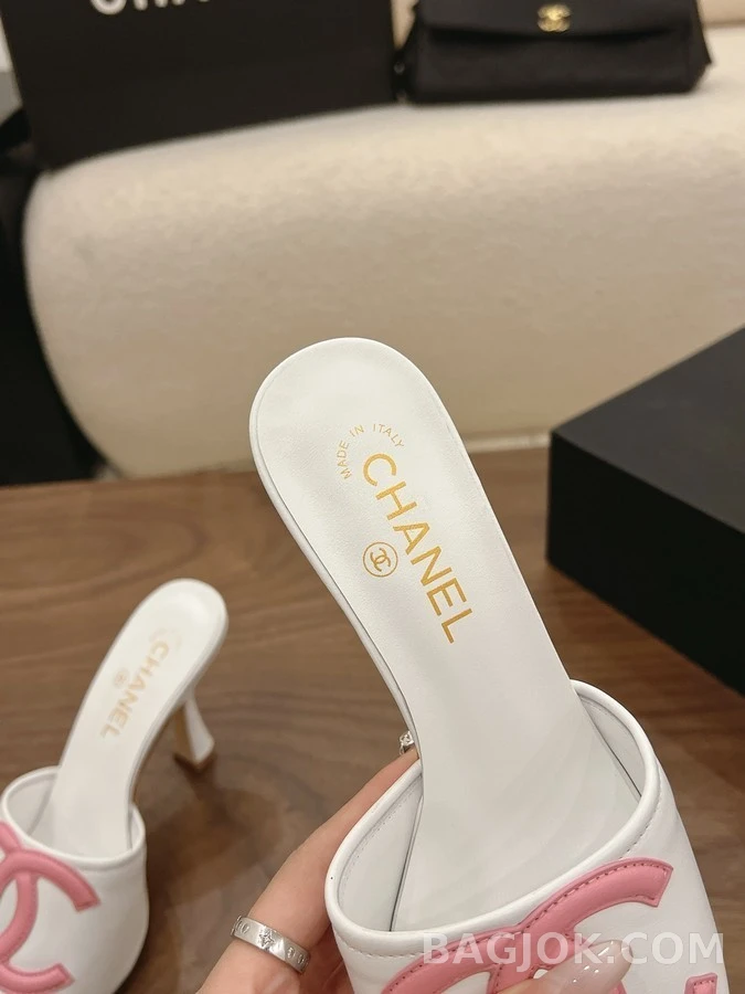 샤넬 샤넬 로고 뮬 상세 이미지