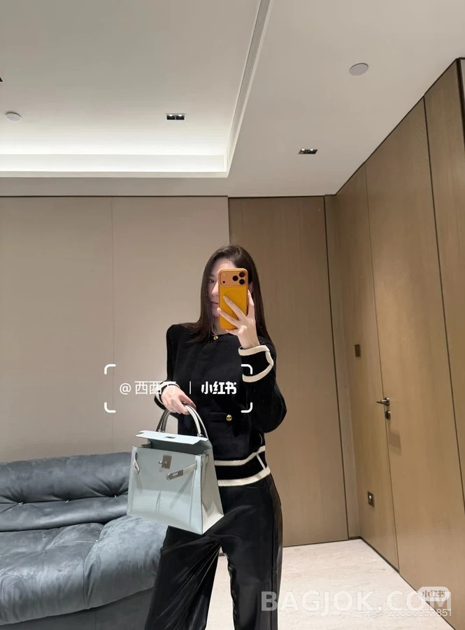 샤넬 샤넬 배색 라운드넥 니트 가디건 상세 이미지