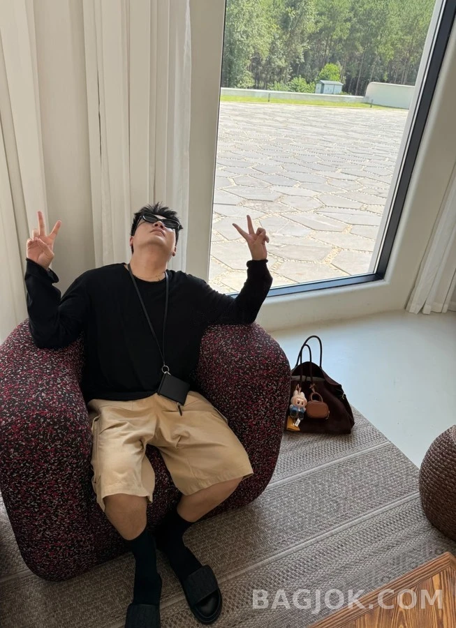 디올 디올 오블리크 슬라이드 샌들 상세 이미지