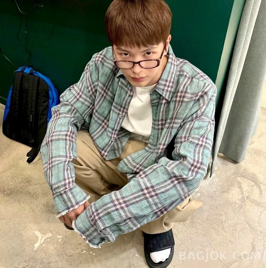 디올 디올 오블리크 슬라이드 샌들 상세 이미지