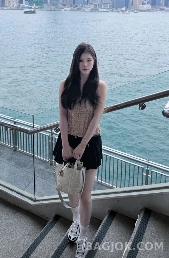 샤넬 샤넬 블랙앤화이트 스니커즈 상세 이미지
