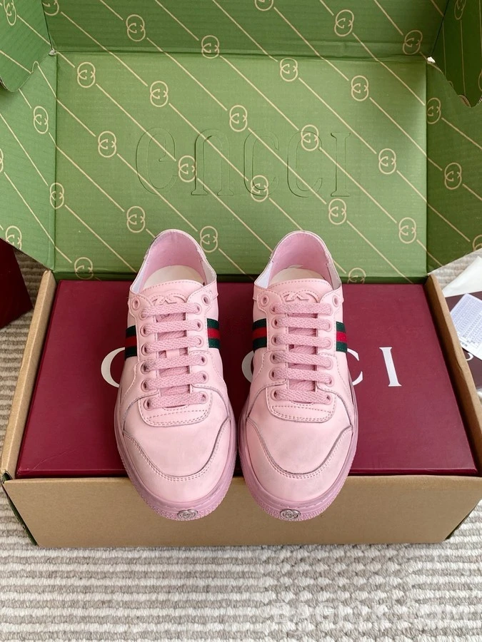 구찌 구찌 웹 스트라이프 로우탑 스니커즈 상세 이미지