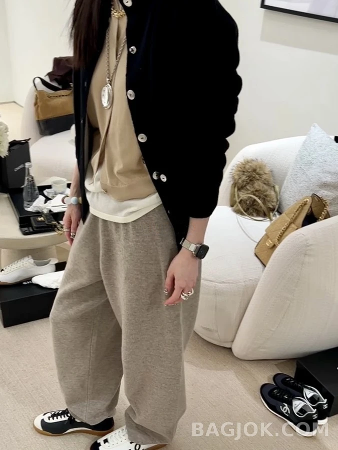 샤넬 샤넬 클래식 버튼 포켓 가디건 상세 이미지