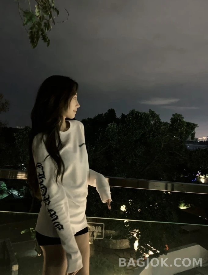 크롬하츠 크롬하츠 고딕 레터링 와플 긴팔 티셔츠 상세 이미지