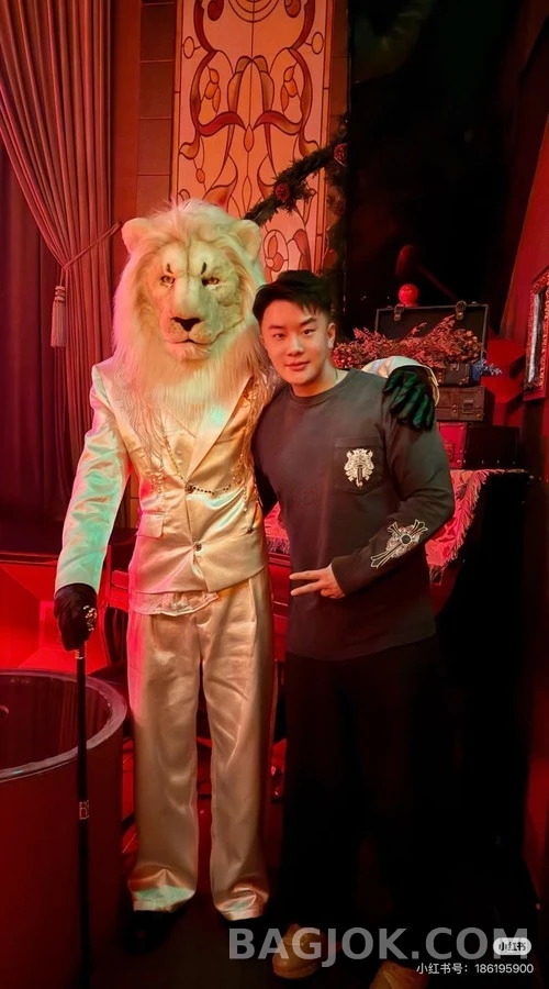 크롬하츠 크롬하츠 홀슈 크로스 긴팔 티셔츠 상세 이미지